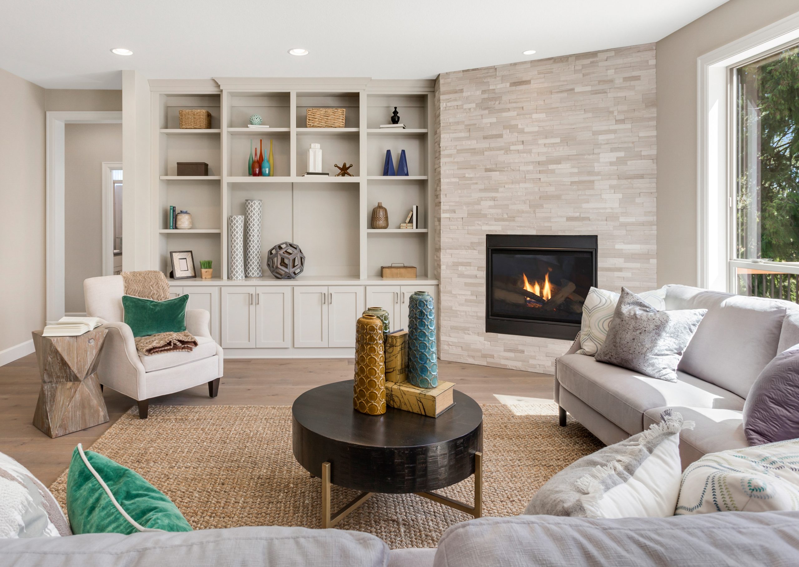 How to Stage Your Home for Sale: Tips, Costs, and ROI