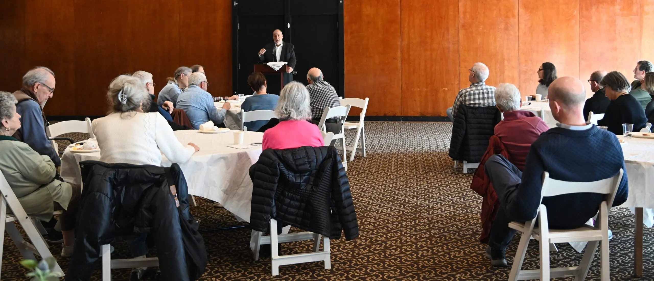 Howard Hook Speaks at Temple Emeth’s 2025 “Life Hacks” Series on Investing in Independence